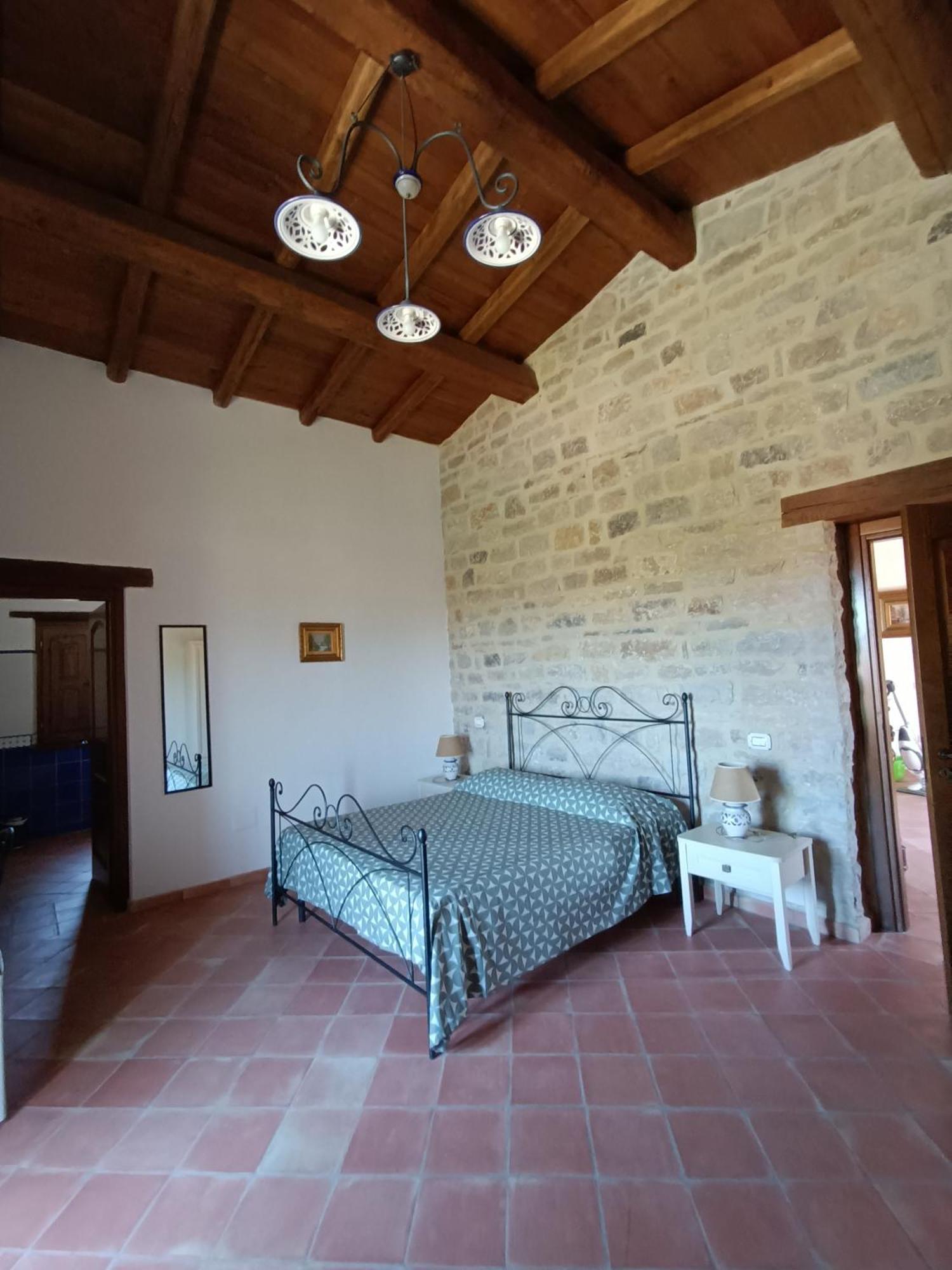 Agriturismo Torre Gialluise Gesualdo Bagian luar foto